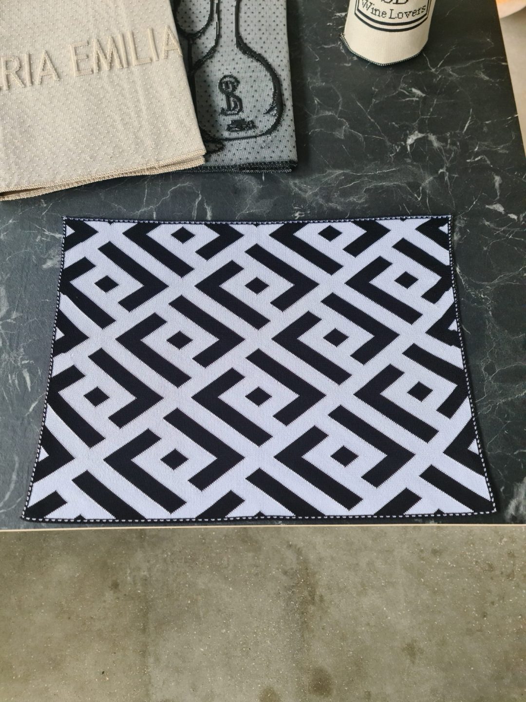 Tovaglietta all'Americana Spinato Nero